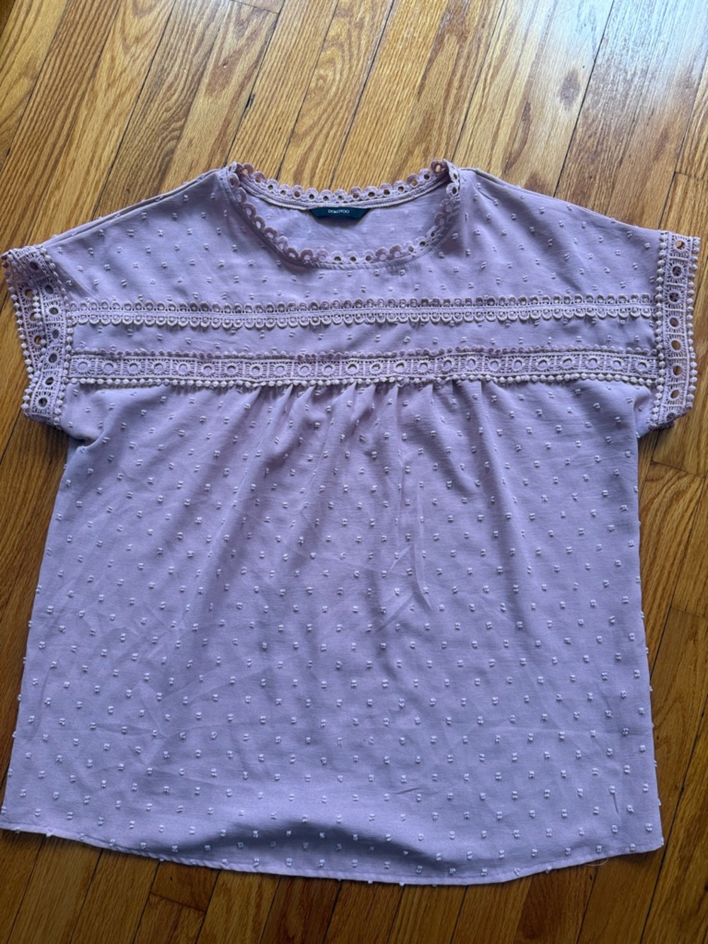 Dokotoo Textured Lace Trim Blouse in Dusty Mauve